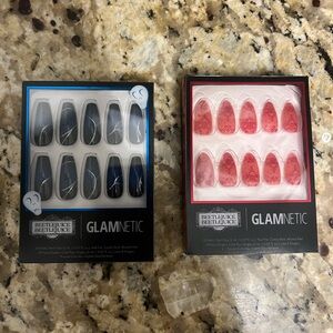 Glamnetic Beetlejuice Set of 2 Artificial Nails, NEW IN PACKAGING